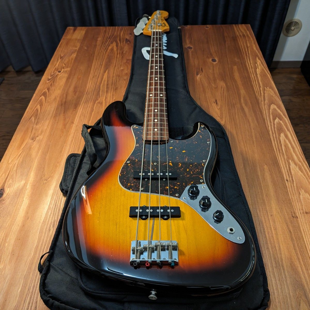 Fender Japan Jazz Bass JB62-US 3TS｜PayPayフリマ