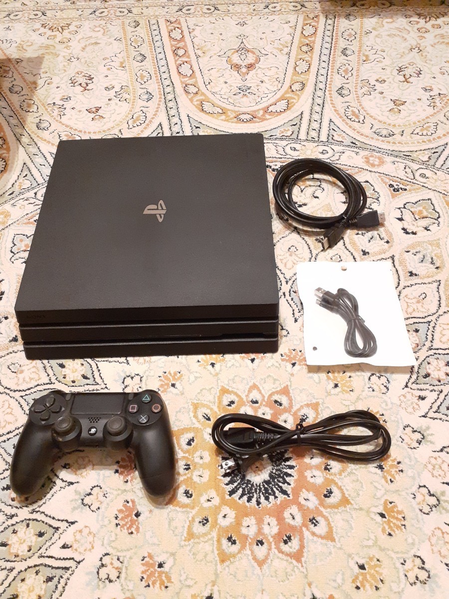 印象のデザイン 良品 PS4Pro 最終タイプ CUH-7200B 1TB 本体一式 動作