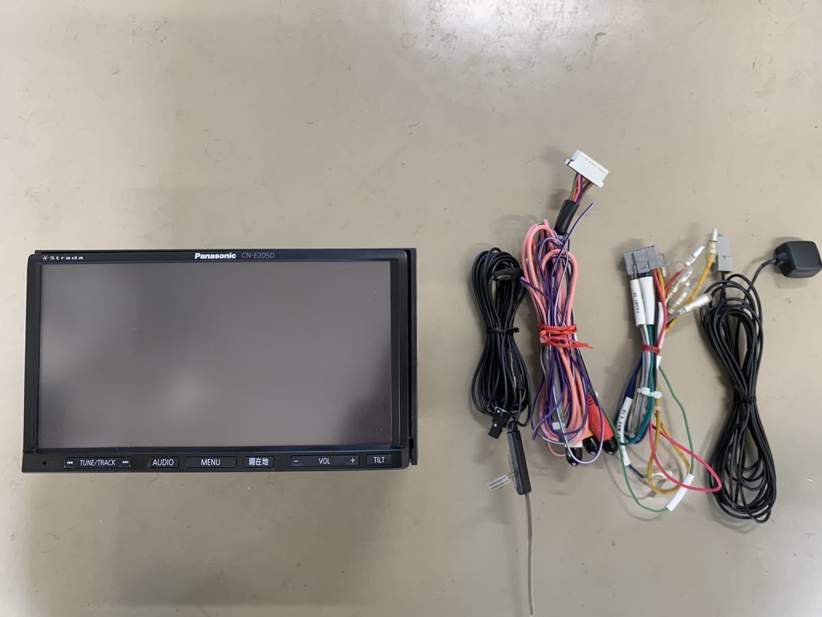 中古 Panasonic CN-E205D メモリーナビ パナソニックストラーダ 中古 Panasonic CN-E205D メモリーナビ パナソニックストラーダ