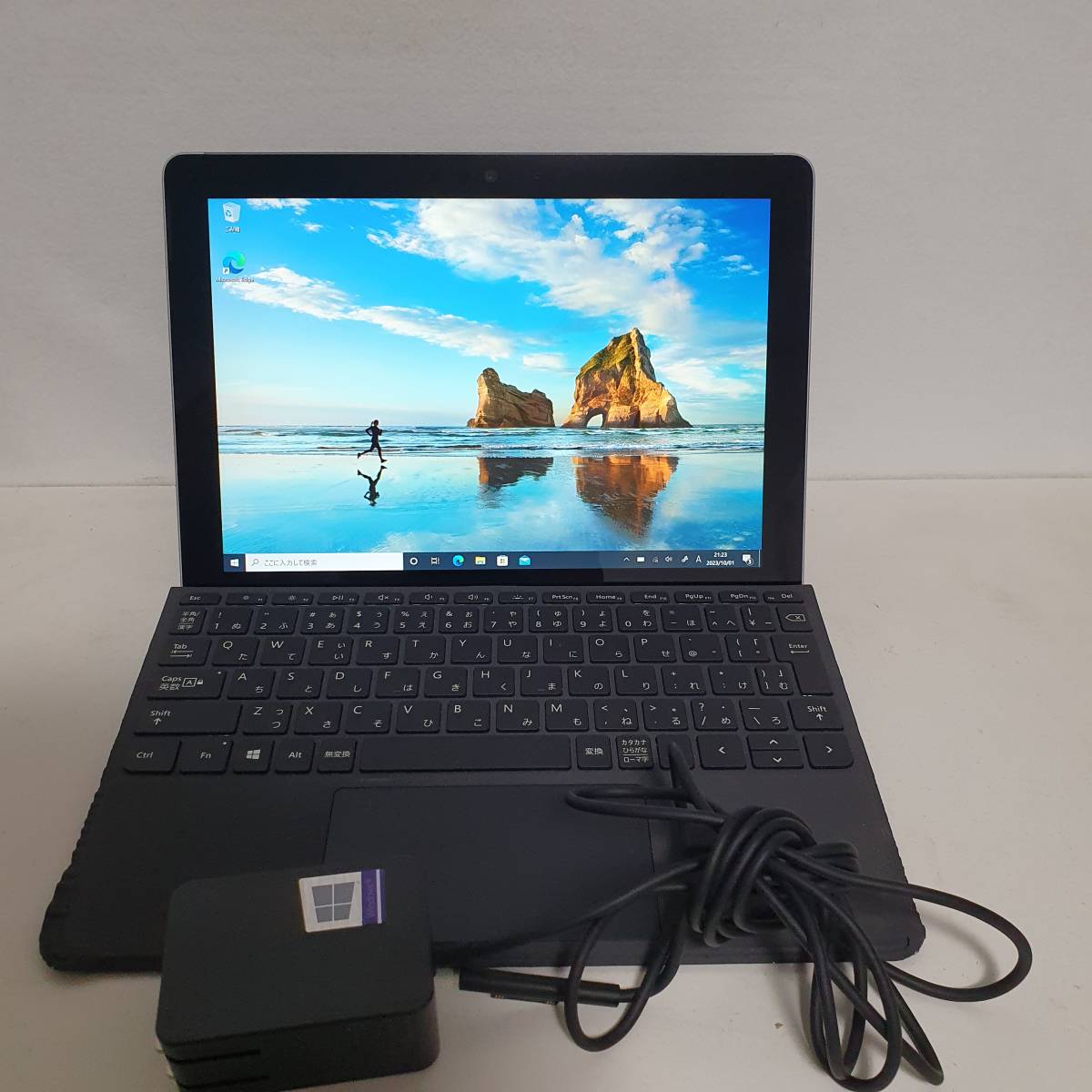 逆輸入 go (421512)サーフェス/surface / 64GB /4GB/SSD 1.6GHz 4415y