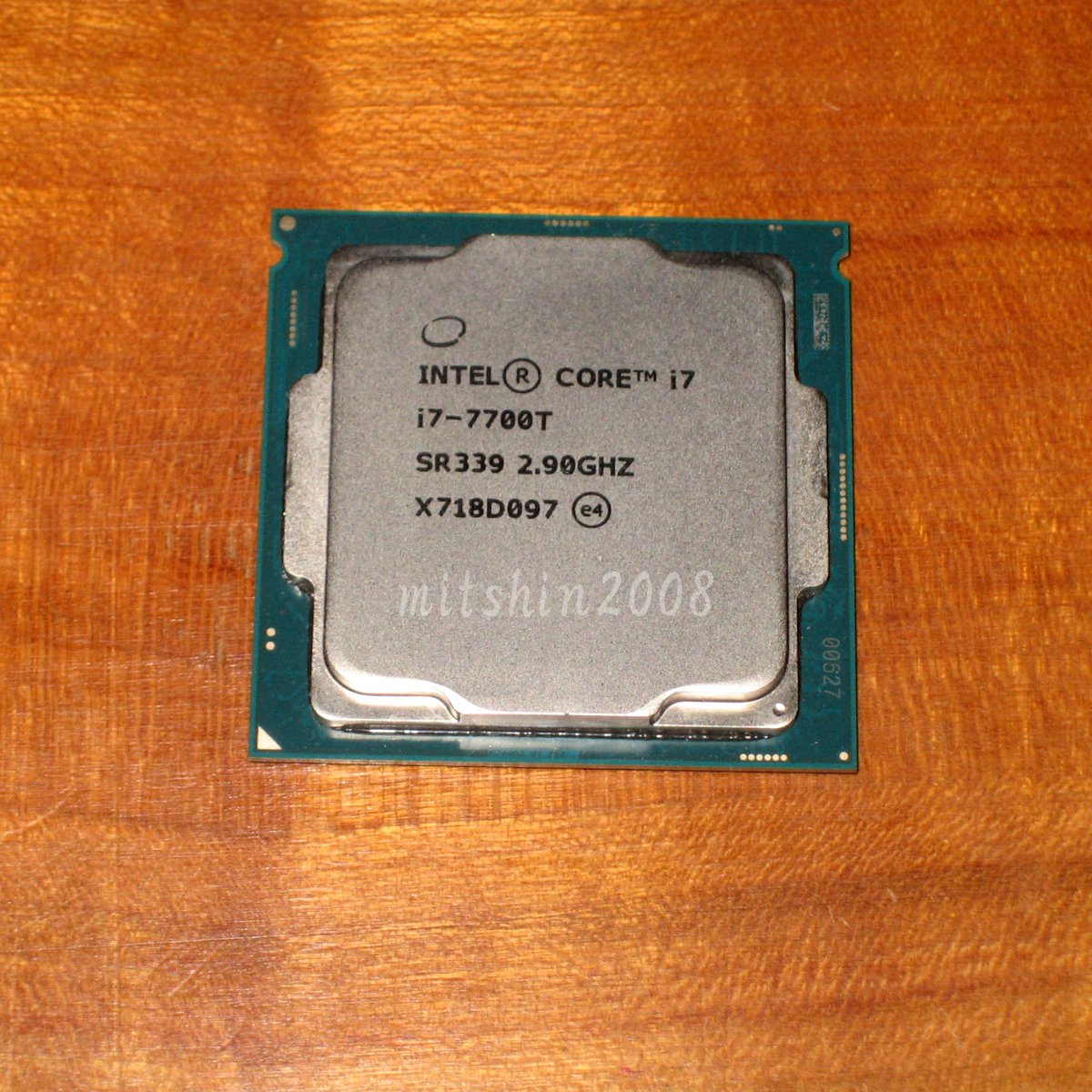 Intel Core i7 7700T 2.9GHz(TB:最大3.8GHz) 省電力版 TDP35W LGA1151 Kabylake 動作確認済 クリックポストなら送料185円 [No.928]_【画像１】本商品(CPU表面)