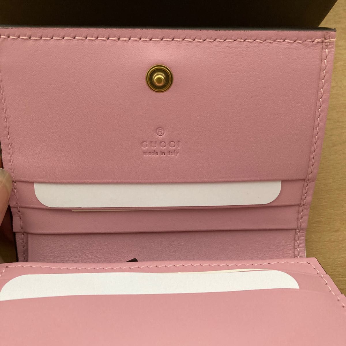 GUCCI いちご柄 財布 新品未使用 グッチ苺財布|Yahoo!フリマ GUCCI いちご柄 財布 新品未使用 グッチ苺財布|Yahoo!フリマ