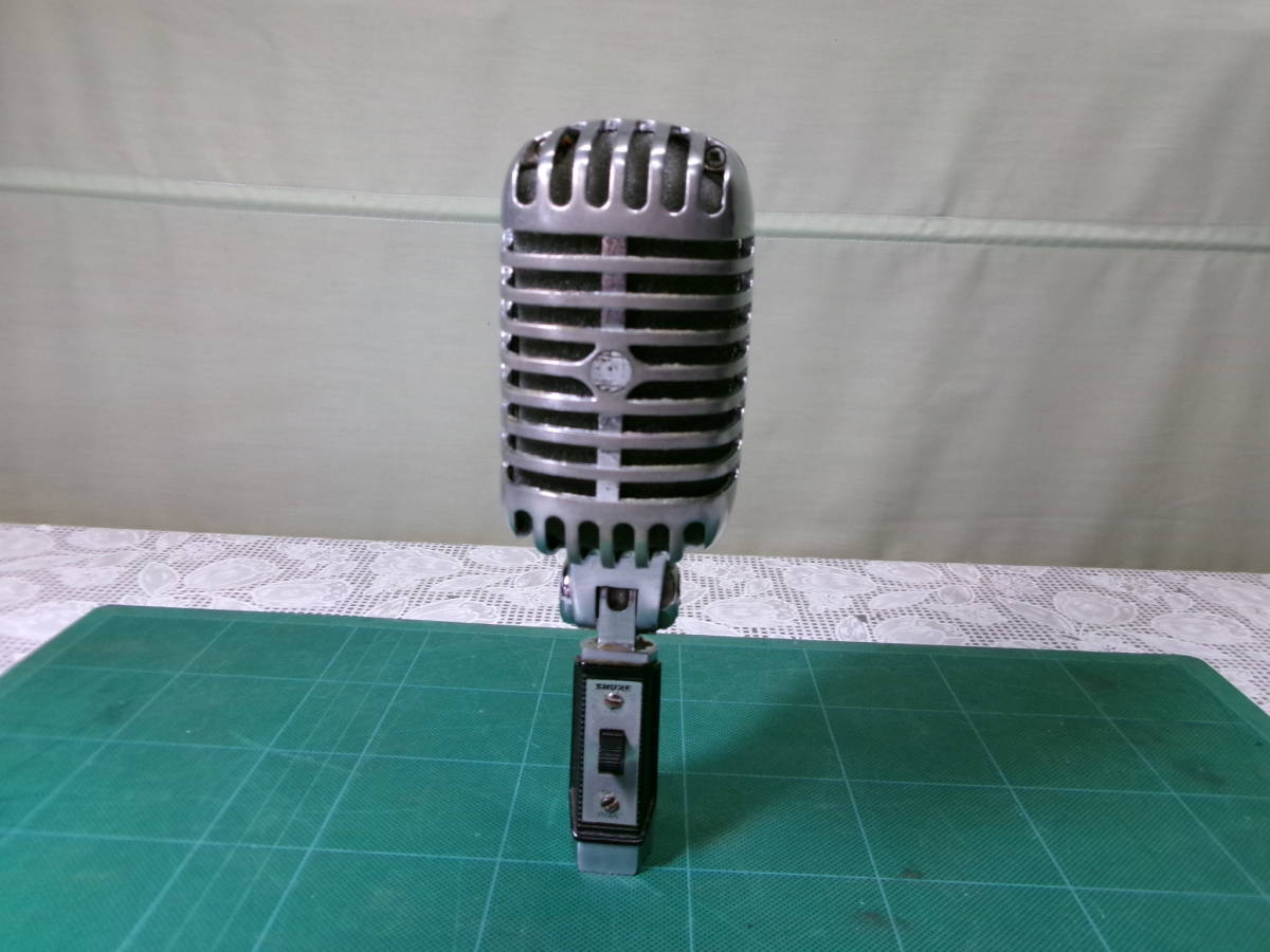 ■55-01　SHURE　シュアー　ガイコツ　55SH　seriesⅡ　ダイナミックマイク　エルビス　中古　簡易音出し確認　ボーカル　ビンテージ　_画像1