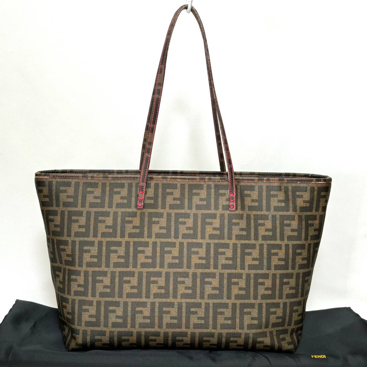 高い品質 フェンディ FENDI ズッカ HB02403 ロールバッグ トートバッグ