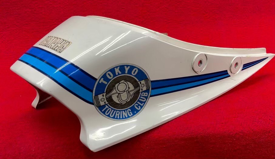YAMAHA ヤマハ 初期型 RZ250 4L3 RZ350 4U0 純正 テールカウル YAMAHA ヤマハ 初期型 RZ250 4L3 RZ350 4U0 純正 テールカウル