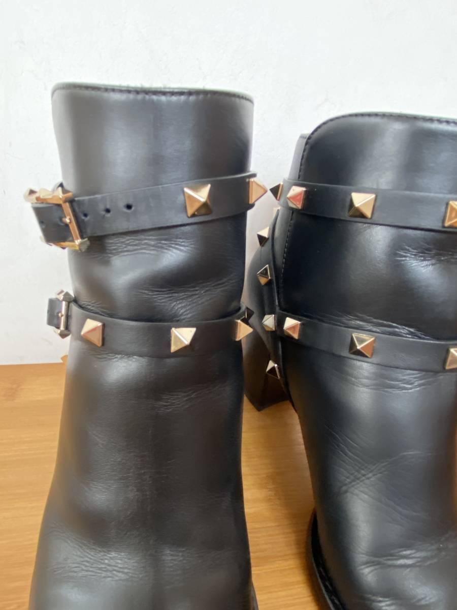 即出荷】 VALENTINOヴァレンティノ ロックスタッズ レザーショート