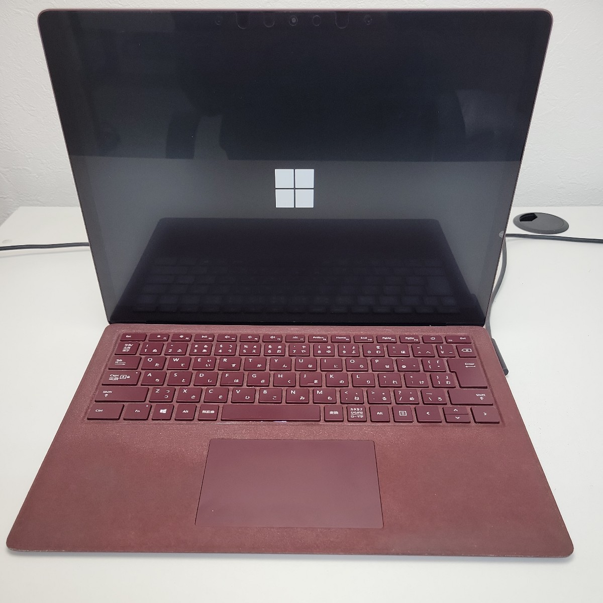 Microsoft Surface Laptop 1769 ジャンク品通電のみ確認(ノートブック