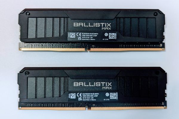 Crucial Ballistix MAX BLM2K16G40C18U4B DDR4 PC4-32000 16GB 2枚組_画像2