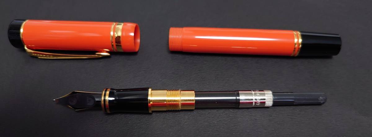 激レア The Parker Duofold Big Orange パーカー デュオホールド ビッグオレンジ 万年筆 1990年 超美品 コードバンペンケース新品とともに_画像6