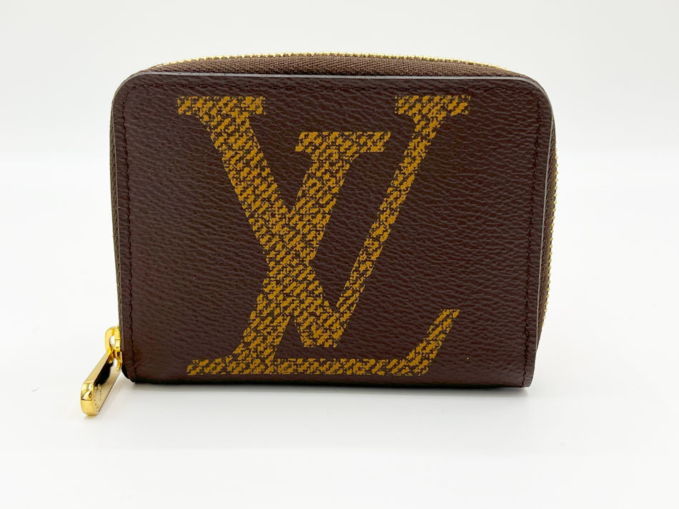 送料無料 LOUIS VUITTON ルイヴィトン モノグラム ジャイアント ジッピーコインパース 財布 ファスナー 小銭入れ M69354 新品同様