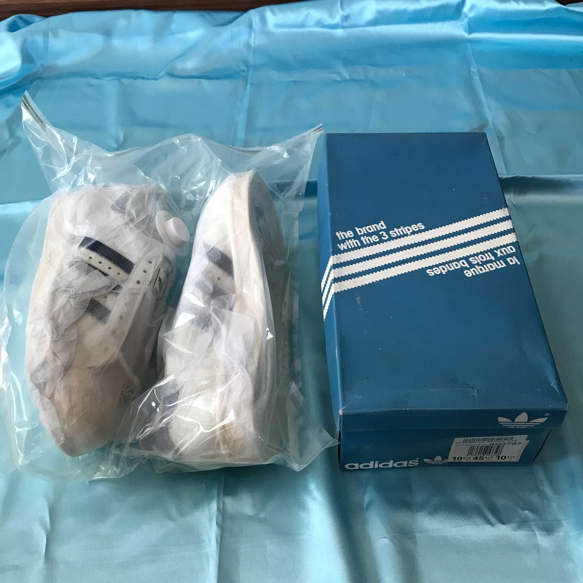新品・脱気保管】アディダス スーパースター 80's AG3797 新品・脱気保管】アディダス スーパースター 80's AG3797