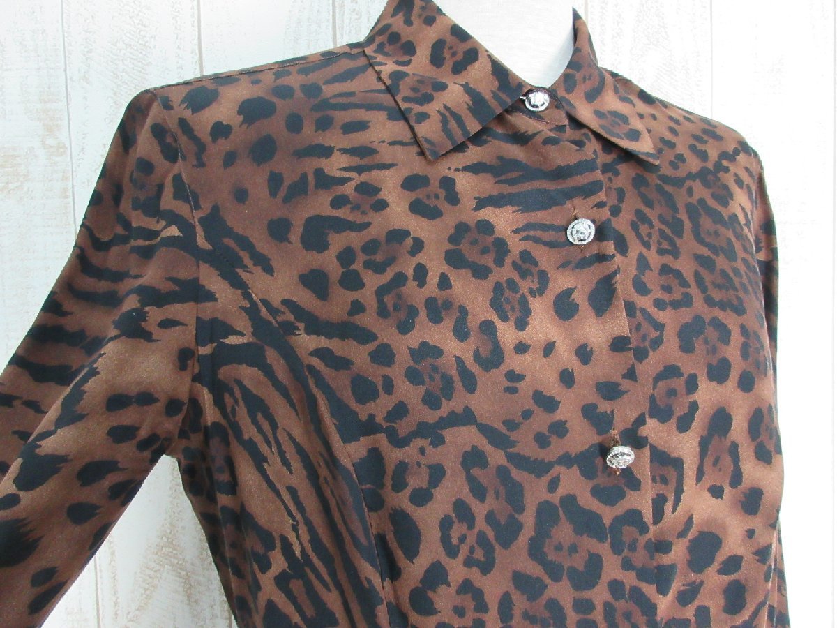 GV VERSATILE/ Versace : silk long sleeve blouse leopard print animal pattern shirt Old mete.-sa button 40/L lady's / woman / used /USED