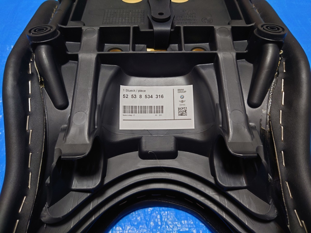 BMW R1200R R1200RS 790mm ミドルシート 本国標準シート R1250R BMW R1200R R1200RS 790mm ミドルシート 本国標準シート R1250R