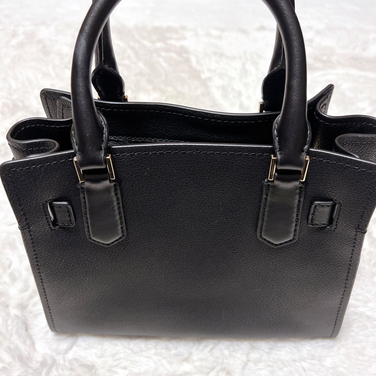 極美品】マイケルコース ハミルトン サッチェルスモール 2way 鍵 極美品】マイケルコース ハミルトン サッチェルスモール 2way 鍵