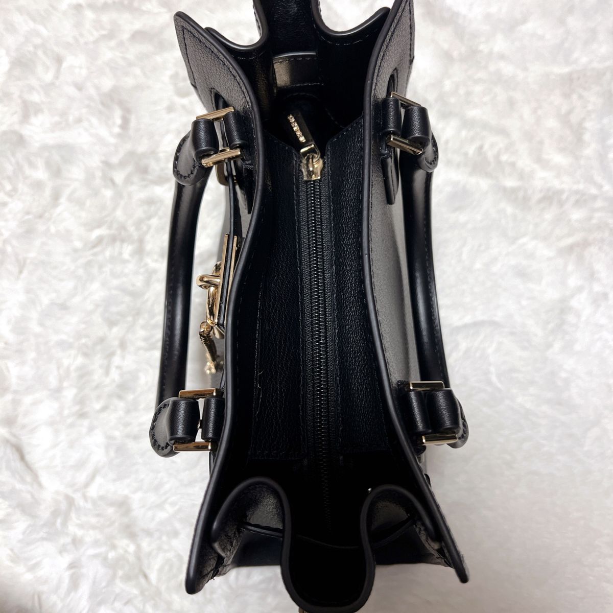 極美品】マイケルコース ハミルトン サッチェルスモール 2way 鍵 極美品】マイケルコース ハミルトン サッチェルスモール 2way 鍵