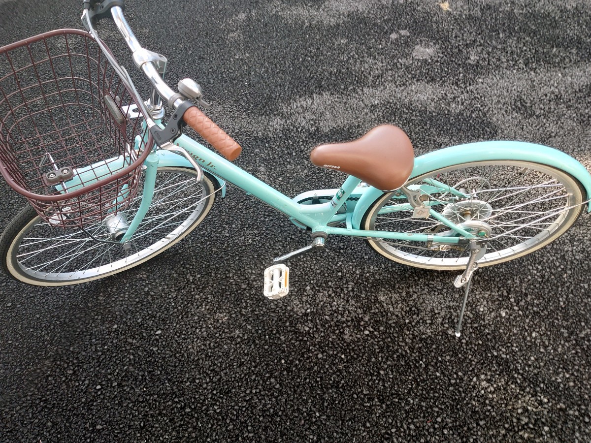女の子用自転車 ミヤタ　V-sign Jr　24インチ　CRV24A12　中古品　個人出品　使用期間少　程度良し　小学生中高学年向け　_画像3