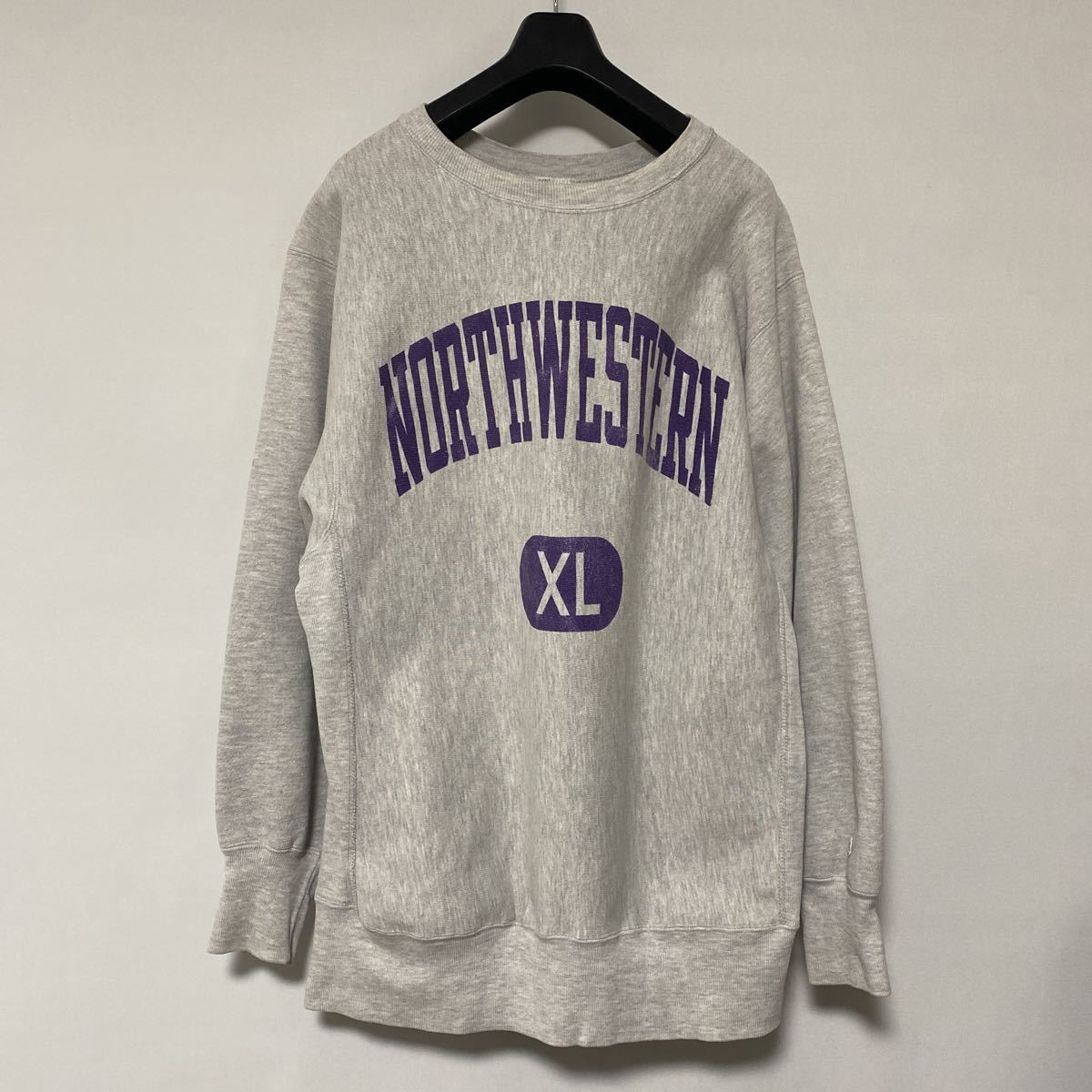 柔らかな質感の 極美品 濃紺 USA製 XXL 両目 champion リバース