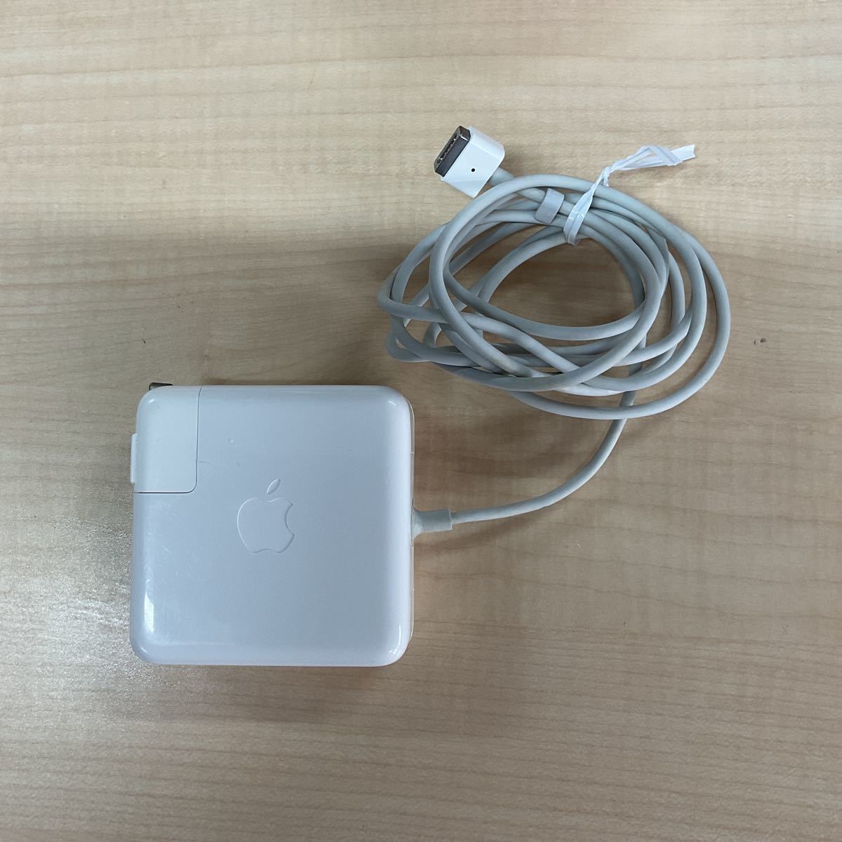 (D1227) Apple 60W MagSafe PowerAdapter A1184 16.5V 3.65A ACアダプタ_画像1