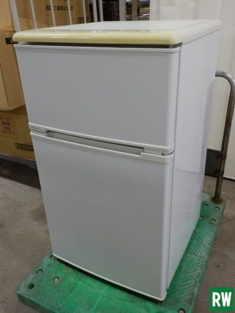 ノンフロン 2ドア冷蔵庫 88L モリタ（ユーイング） MR-D90E ホワイト 100V 2013年製 家庭用冷凍冷蔵庫 MORITA [2-197025]
