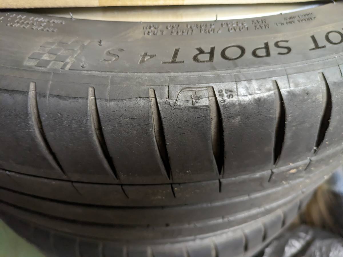 [中古] 235/40R19 ミシュランパイロットスポーツ4S 19×8J PCD114.3 オフセット45 BADX AMD S-T5 1台分_画像10