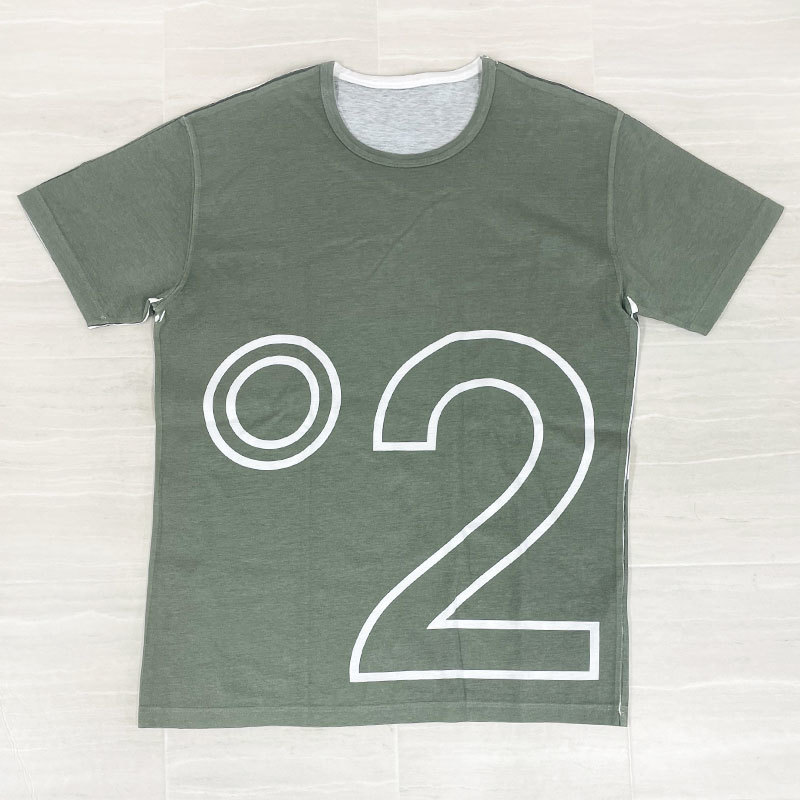 【YU-49】中古　N°21 / ヌメロヴェントゥーノ　ビッグ ロゴ プリント Tシャツ　半袖　イタリア製　カーキグリーン　レディース XS_画像1