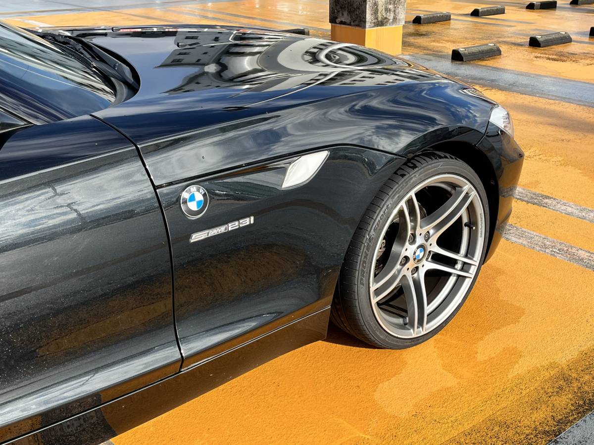 【超美車】【カスタム多数】BMW Z4 sDrive 23i ハイラインパッケージ/ブラックサファイア/赤本革【検5/12】パドルシフト/電動オープンOK_19インチアルミ/レムスマフラー装着！