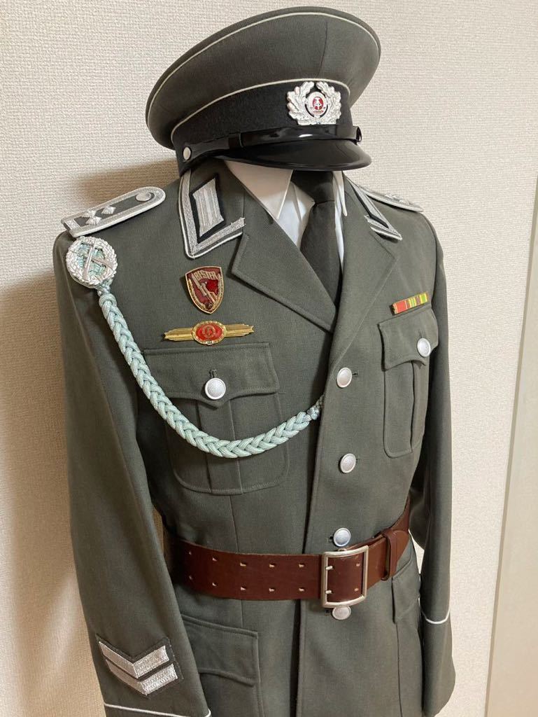 東ドイツ軍陸軍NVA地上軍曹長セット東ドイツ軍 制服 上下セット 東ドイツ軍陸軍NVA地上軍曹長セット東ドイツ軍 制服 上下セット