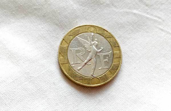 10フラン硬貨の値段と価格推移は 122件の売買情報を集計した10フラン硬貨の価格や価値の推移データを公開 10フラン硬貨の値段と価格推移は 122件の売買情報を集計した10フラン硬貨の価格や価値の推移データを公開