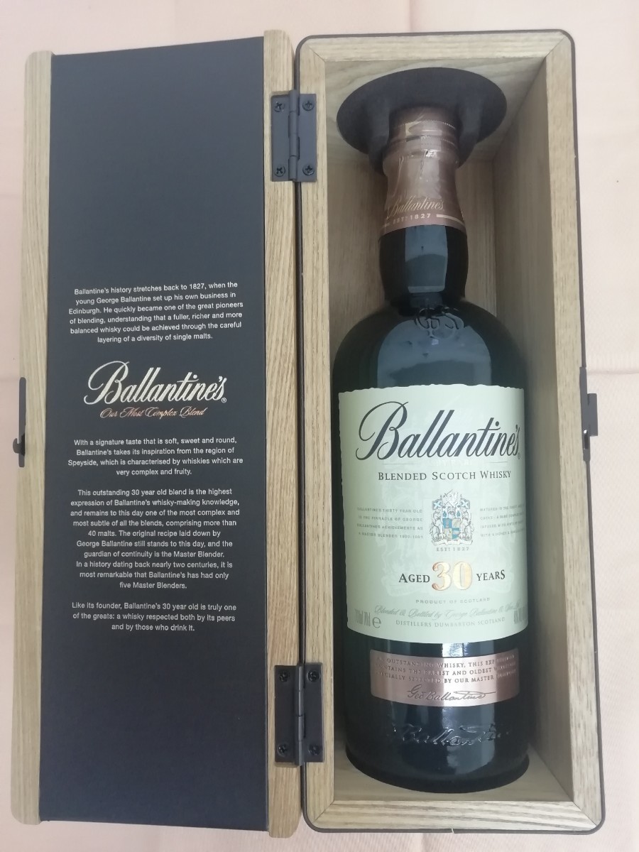 Ballantines バランタイン　AGED 30 YEAS スコッチウイスキー 40% 700ml_画像1