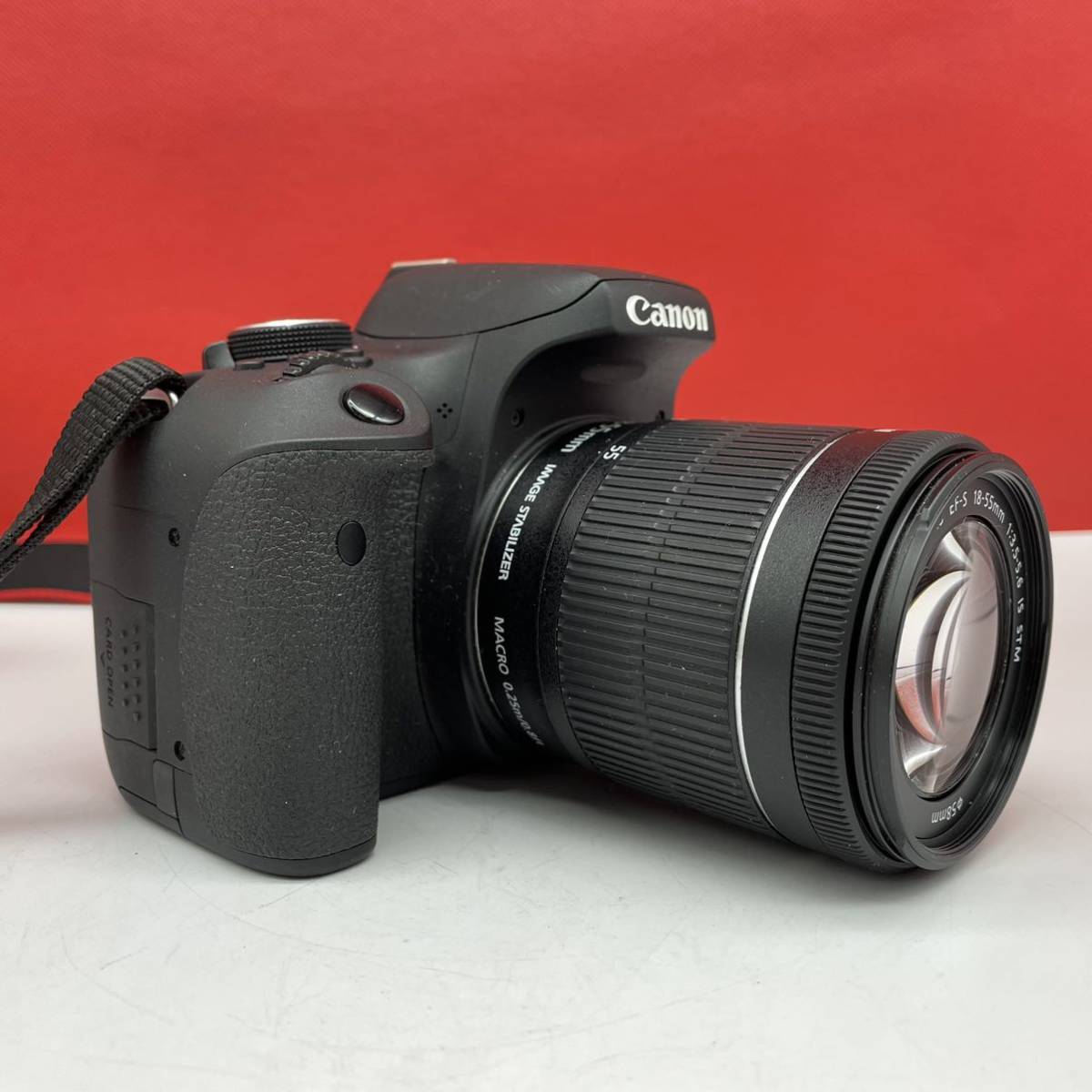 □ Canon EOS Kiss X8i ボディ EF-S 18-55mm F3.5-5.6 IS STM レンズ