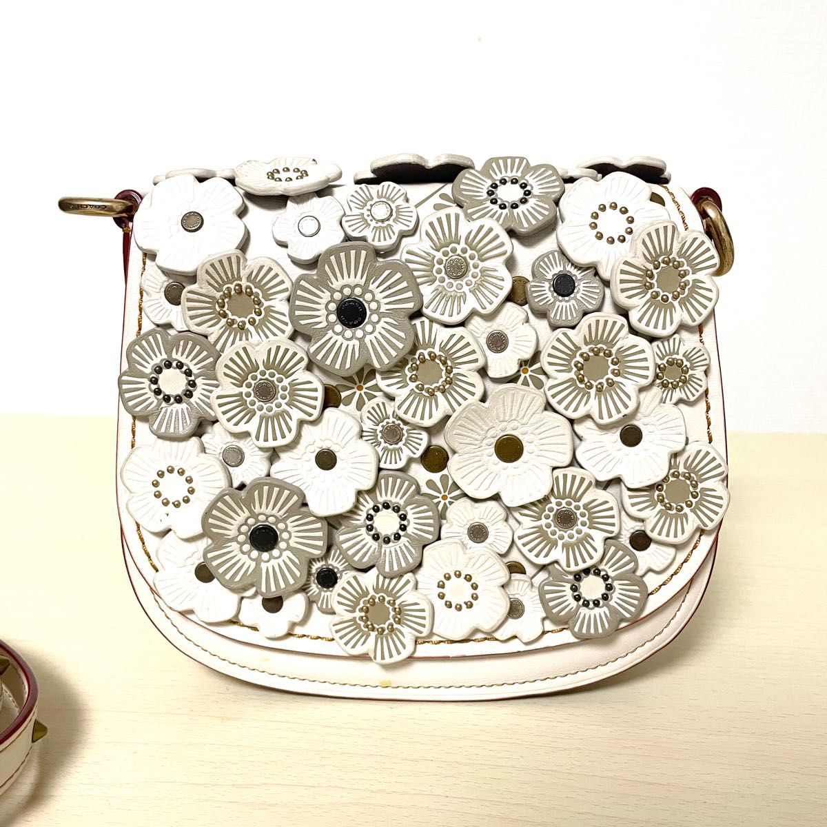 COACH コーチ フラワー ティーローズ 花モチーフ ショルダー COACH コーチ フラワー ティーローズ 花モチーフ ショルダー
