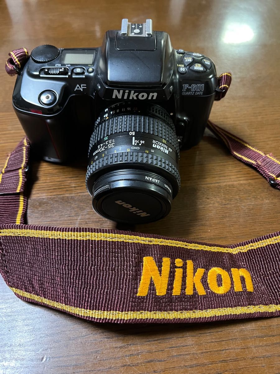 ニコン　Nikon F-601 一眼レフ　フィルム　35-70㎜レンズセット