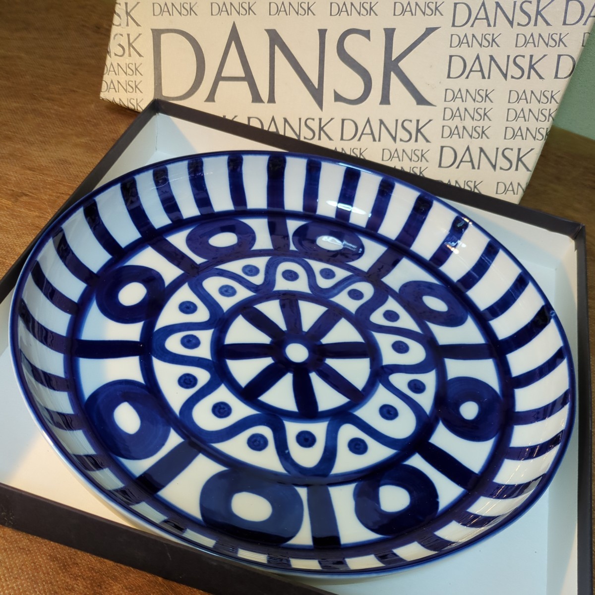 ダンスク DANSK アラベスク サービング プラター プレート 33cm 大皿 手描き 白地 ブルー モダンアート 北欧デンマーク テーブルウェア_画像1