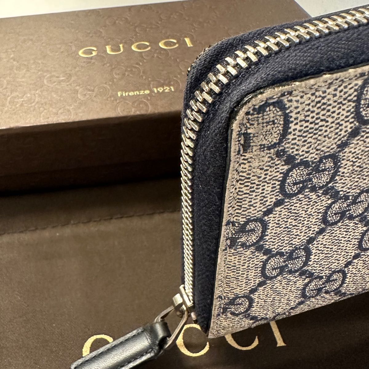 未使用に近い グッチ GUCCI 財布 長財布 GGスプリーム シェリーライン