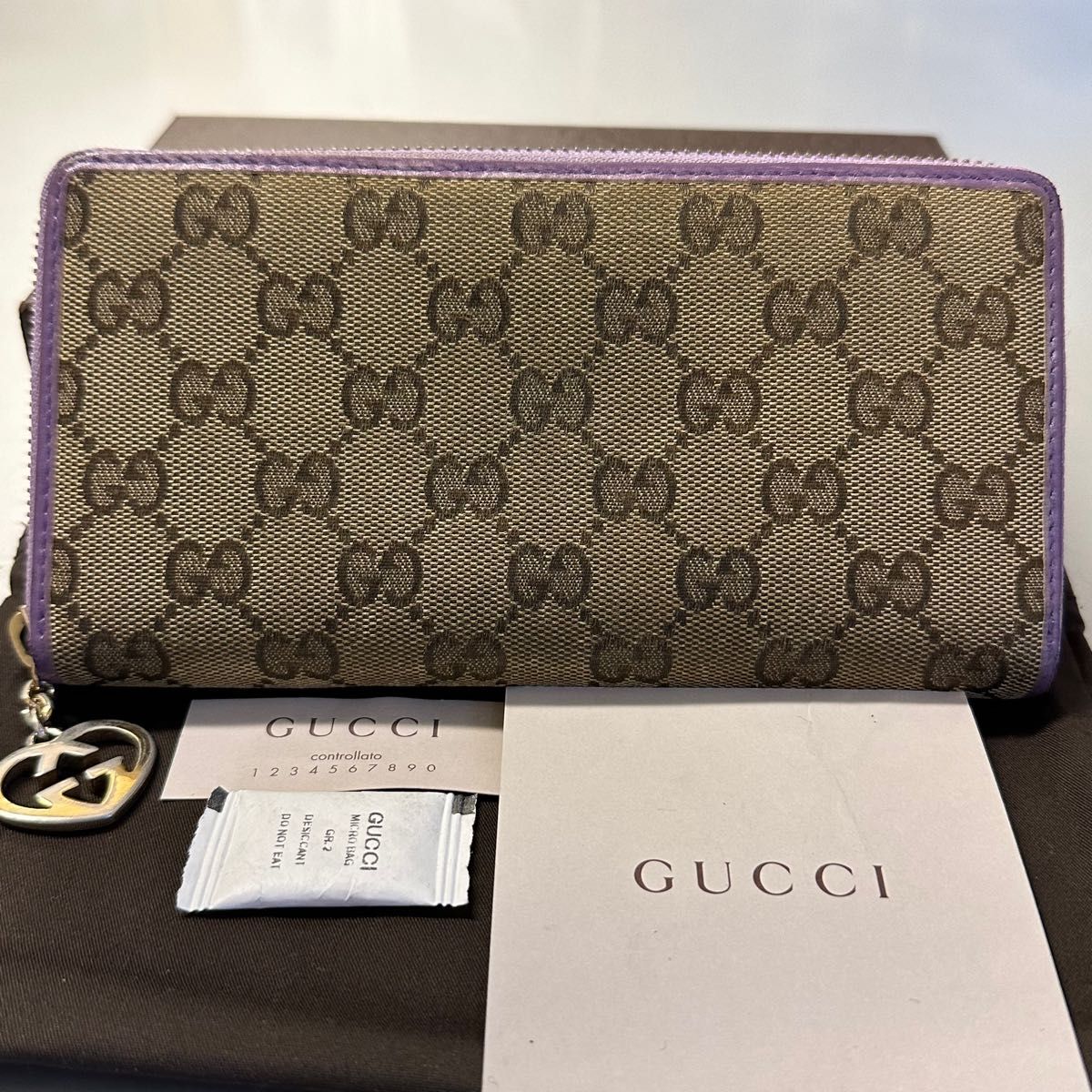 未使用に近い グッチ GUCCI 財布 長財布 GGキャンバス ラウンド