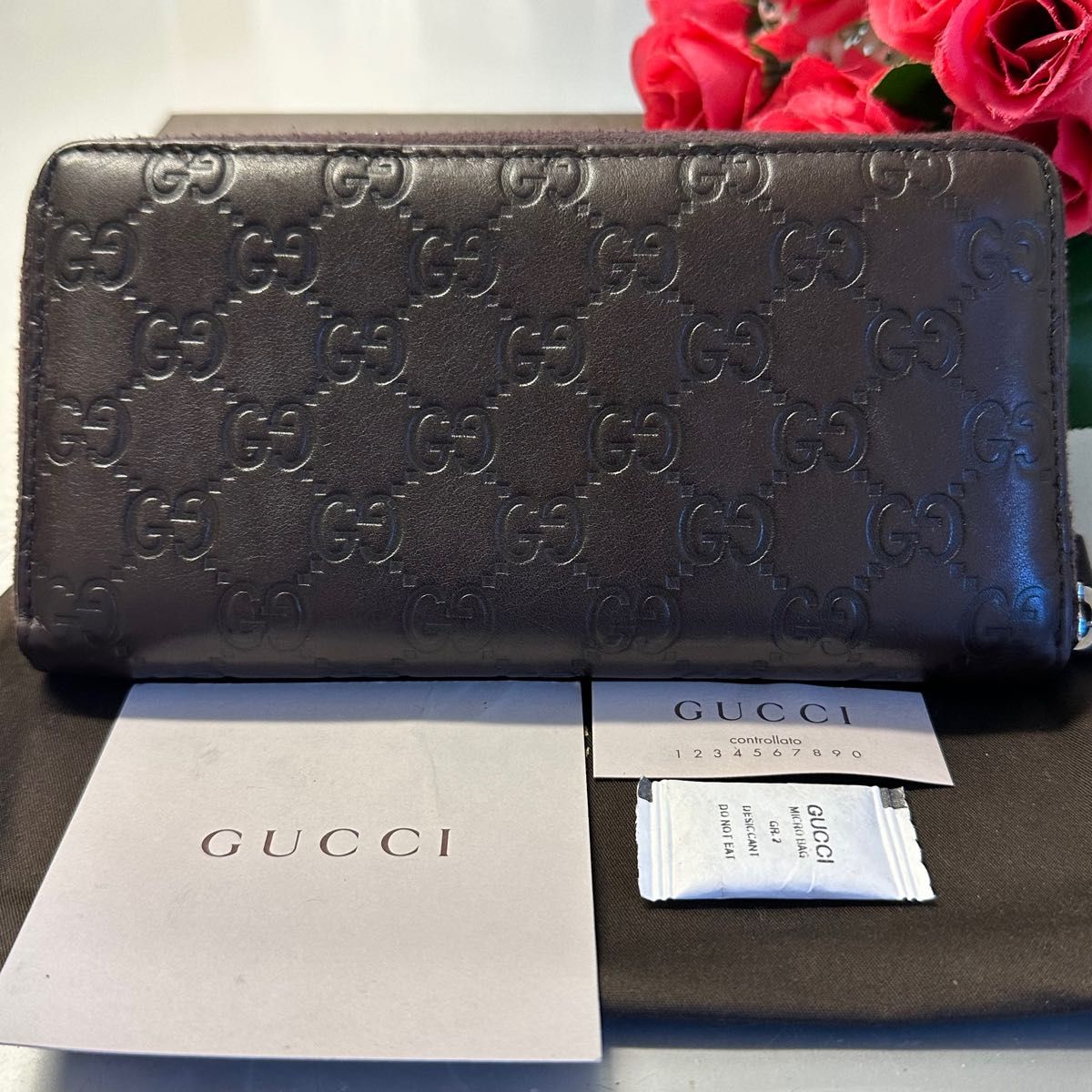 新品同様‼️ グッチ GUCCI 財布 長財布 シマレザー ラウンドファスナー-