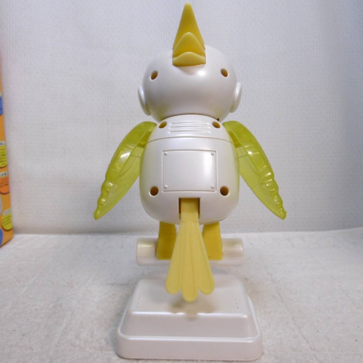  Takara * Robot Pal chat bird .. Chan voice recognition system * used beautiful goods 