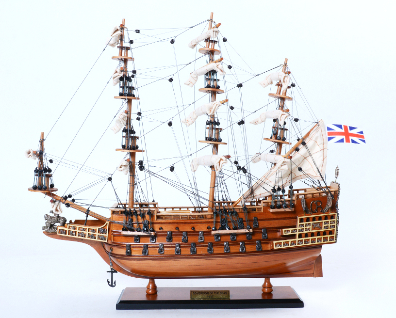 帆船模型 完成品 木製 イギリス軍船 ソブリン・オブ・ザ・シーズ 全長50cm 洋風 西洋 インテリア T359_画像2