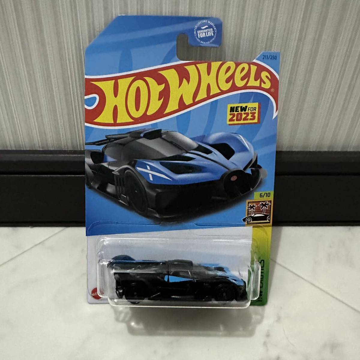 日本発売なし 貴重なUSカード ホットウィール Hotwheels 2023 Nアソート #213 ブガッティ ボリード Bugatti Bolide HW Exotics 6/10_画像1