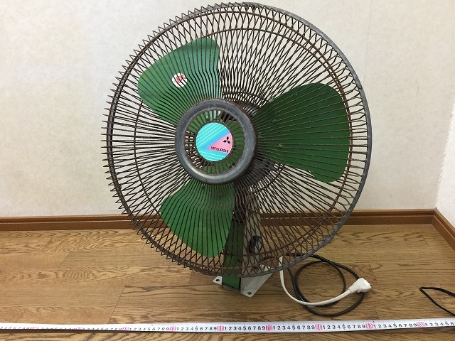 sy310k 三菱 MITSUBISHI POWER FAN パワーファン 45㎝ TYPE PF-45JSJ 100V 錆多数有 工場扇 レトロ 鉄製緑羽 大型扇風機 中古 ジャンク