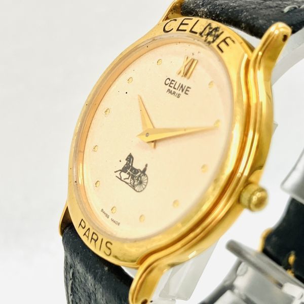 O014-K39-1401 ◎ CELINE セリーヌ ヴィンテージ 腕時計 時計 クオーツ 2針 ゴールド×ブラックカラー レディース アナログ ウォッチ ①_画像2