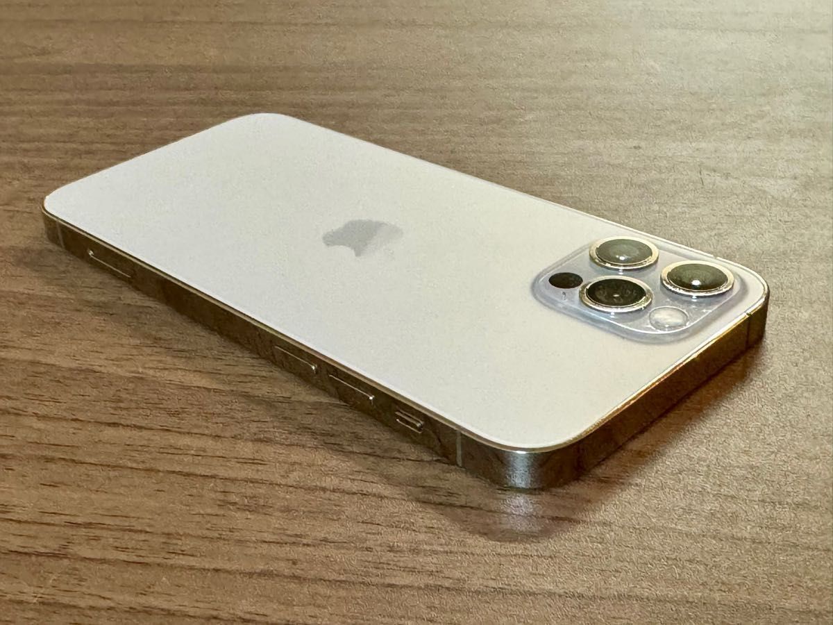 iPhone 12 Pro 256GB ゴールド SIMフリー バッテリー新品交換のため残