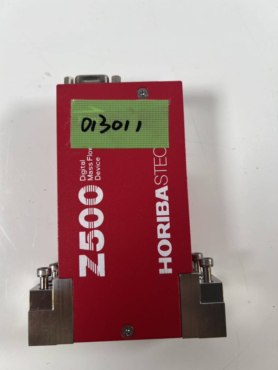 HORIBA STEC マスフローコントローラー SEC-Z512MGX （013011）_画像1