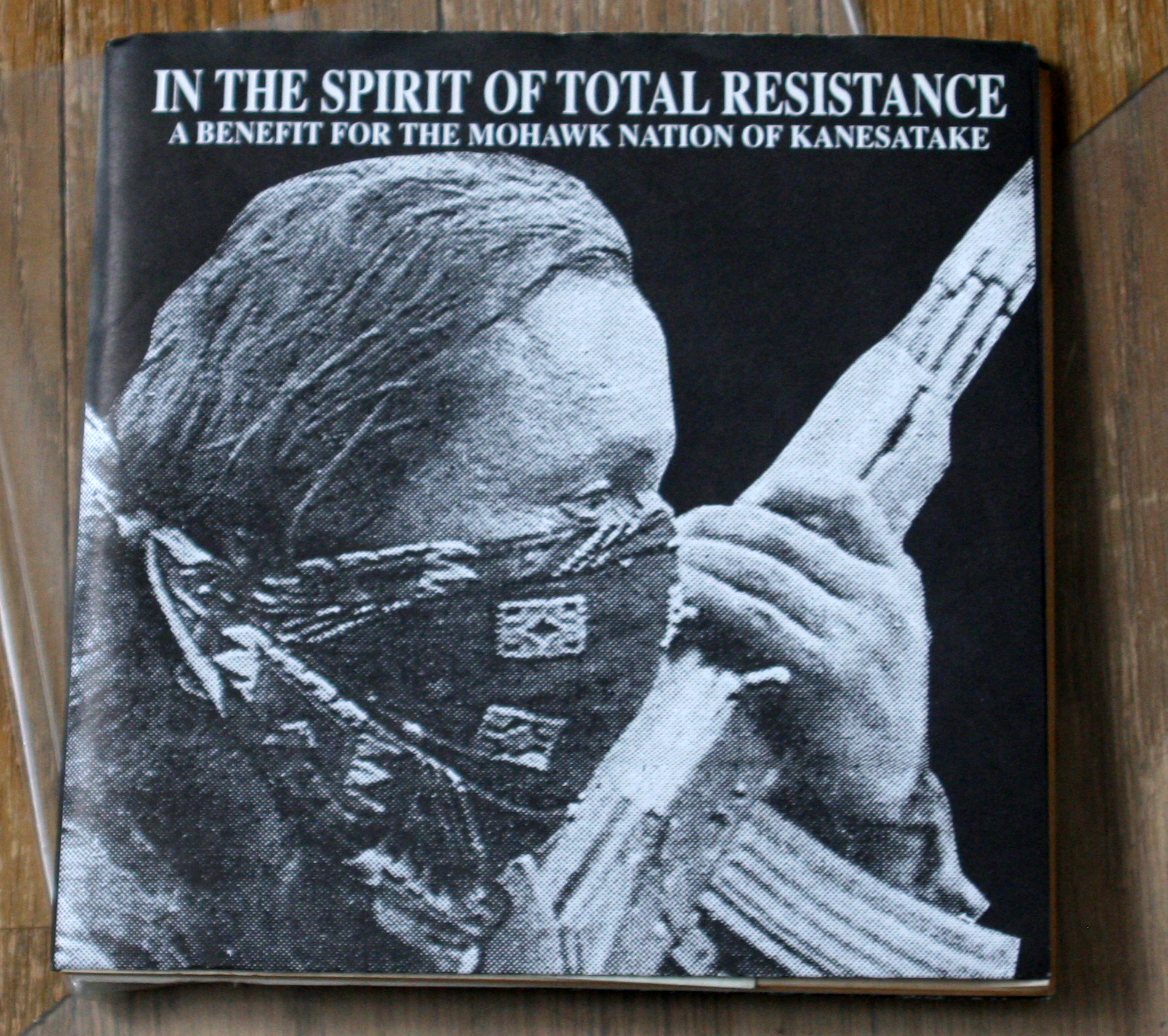 V.A. - In The Spirit Of Total Resistance / 2枚組 肉厚ブックレット ポスター EP / Punk, Hardcore, パンク, ハードコアの画像1