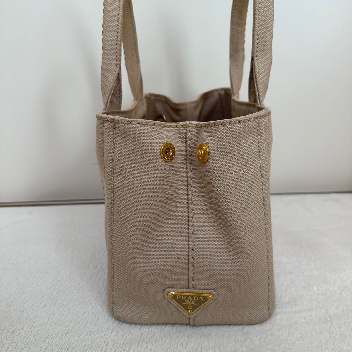 最終値下げ プラダ PRADA カナパ s ベージュ|Yahoo!フリマ(旧 最終値下げ プラダ PRADA カナパ s ベージュ|Yahoo!フリマ(旧