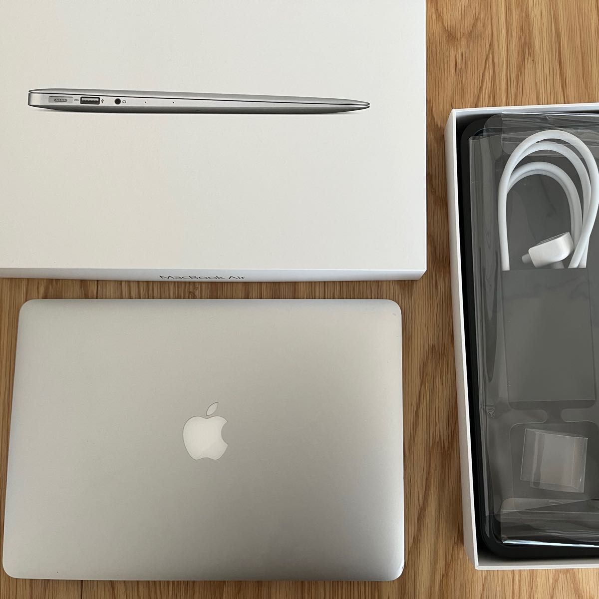 美品　MacBook Air Core i5 Apple 動作保証