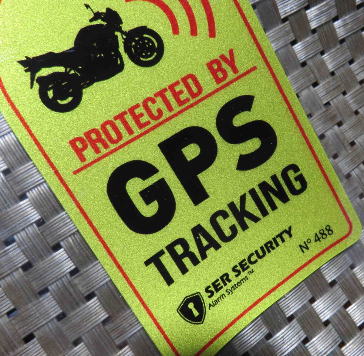 SL■DX黄縦ST黄金◆新品GPS　TRACKINGオートバイ　バイク二輪車　単車　モーターサイクル　盗難防止ステッカー　シール防水◎いたずら防止_画像8