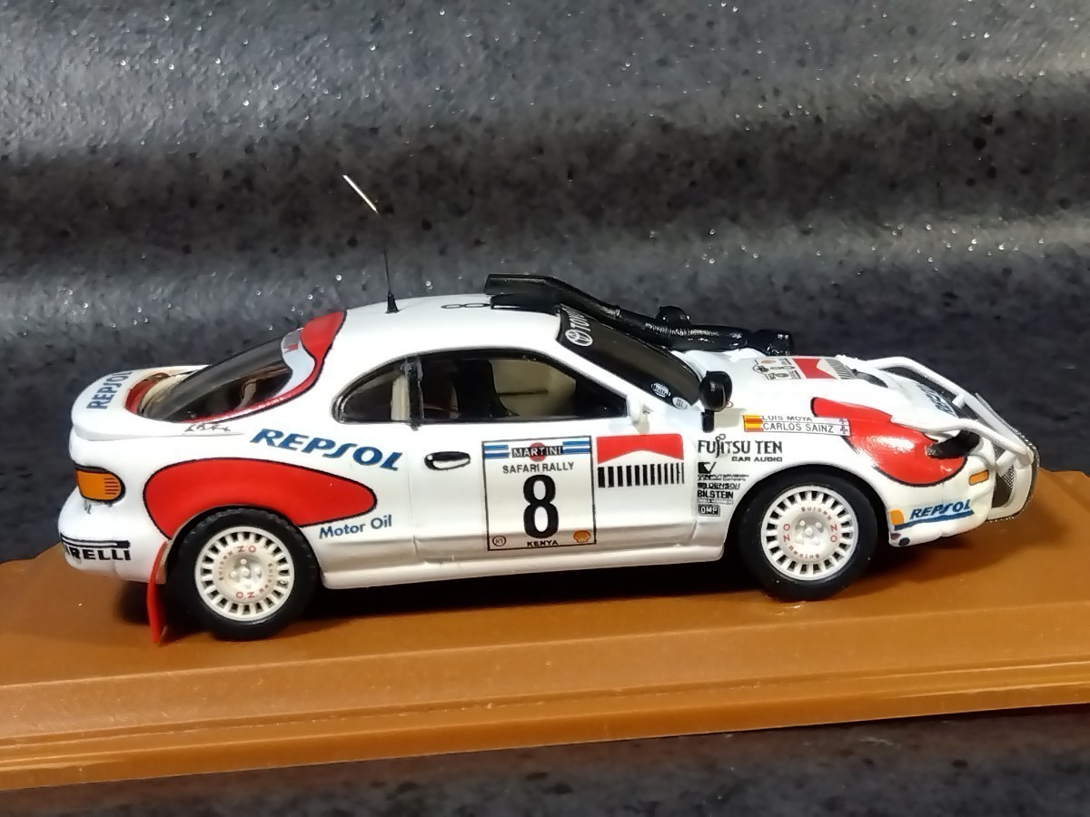 トロフュー 1/43 トヨタ セリカ GT-FOUR 1992年 サファリラリー優勝車仕様 ( カルロス・サインツ)_画像8