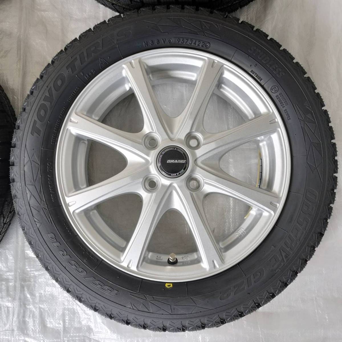 即納OK 14インチ VS8 スタッドレス付4本SET 155/65R14 2023年製 トーヨー GIZ2 NBOX タント スペーシア ルークス ミラ(W2402-1)_画像3