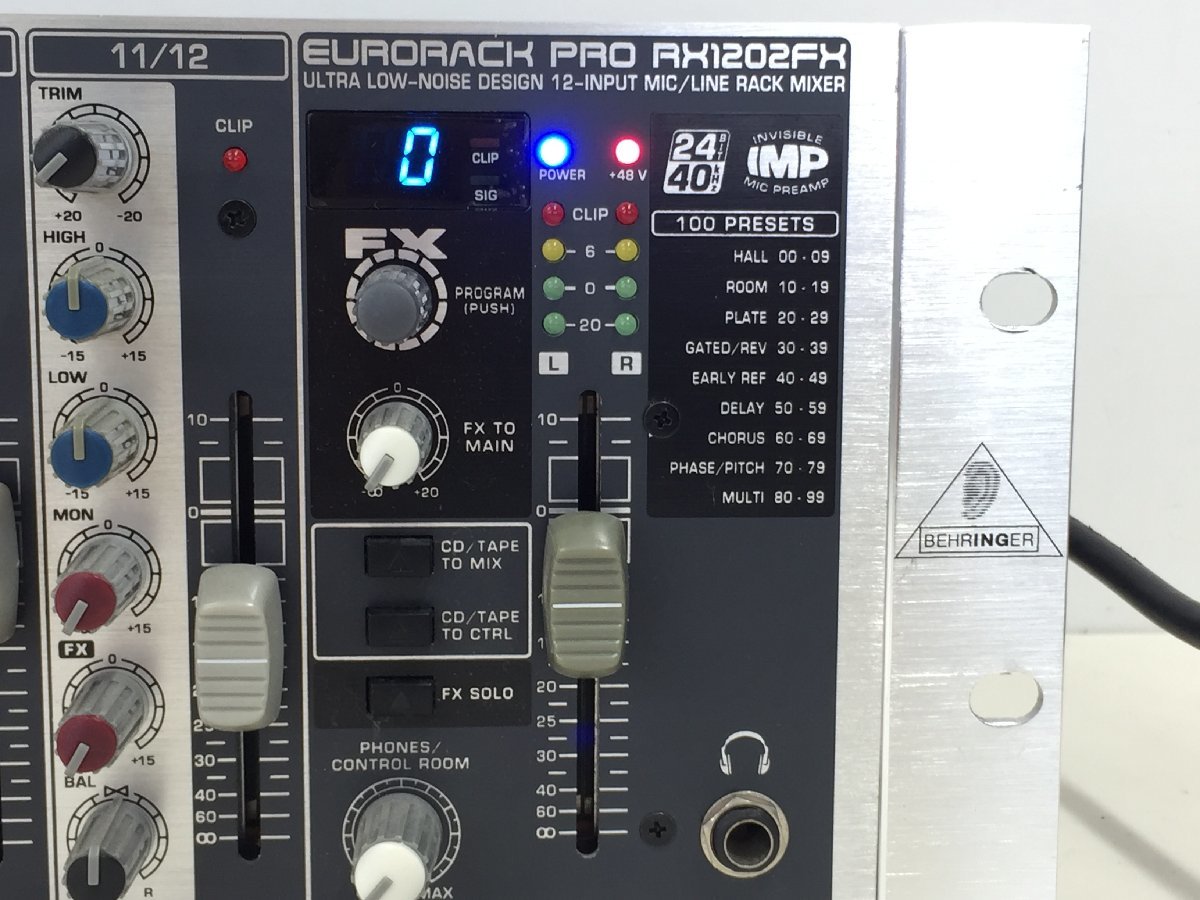 BEHRINGER RX1202FX V2 EURORACK PRO ラックマウントミキサー （2OF)_画像4